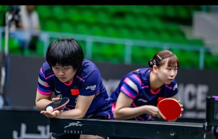 乒乓球WTT萨格勒布女双1/8决赛：
  覃予萱纵歌曼VS佐藤曈/芝田沙季。
 