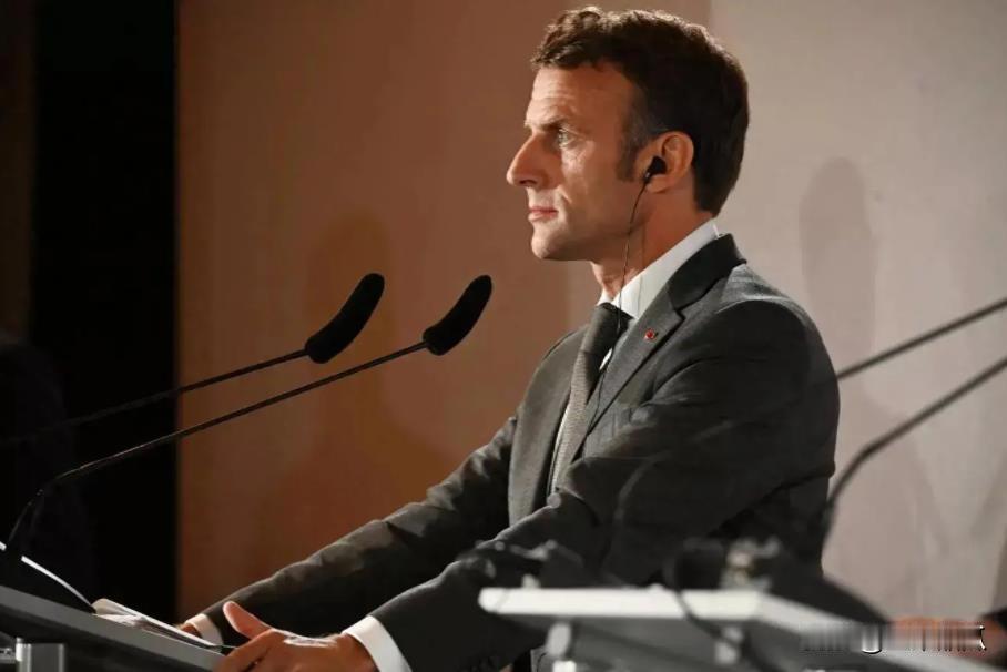 农民抗议使马克龙开始软下来。在比利时布鲁塞尔举行的欧盟峰会后，法国总统马克龙称，