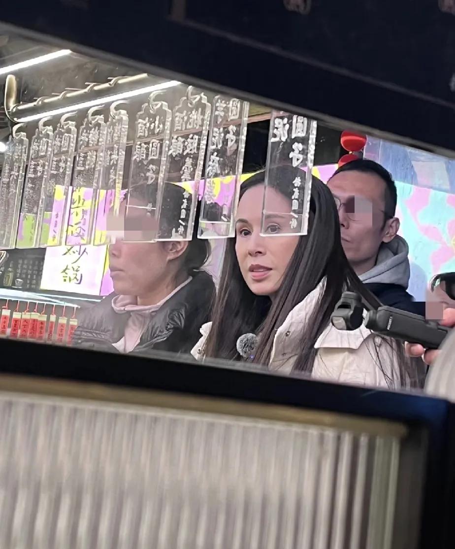 这是真实的李若彤，
你还有年龄焦虑吗？