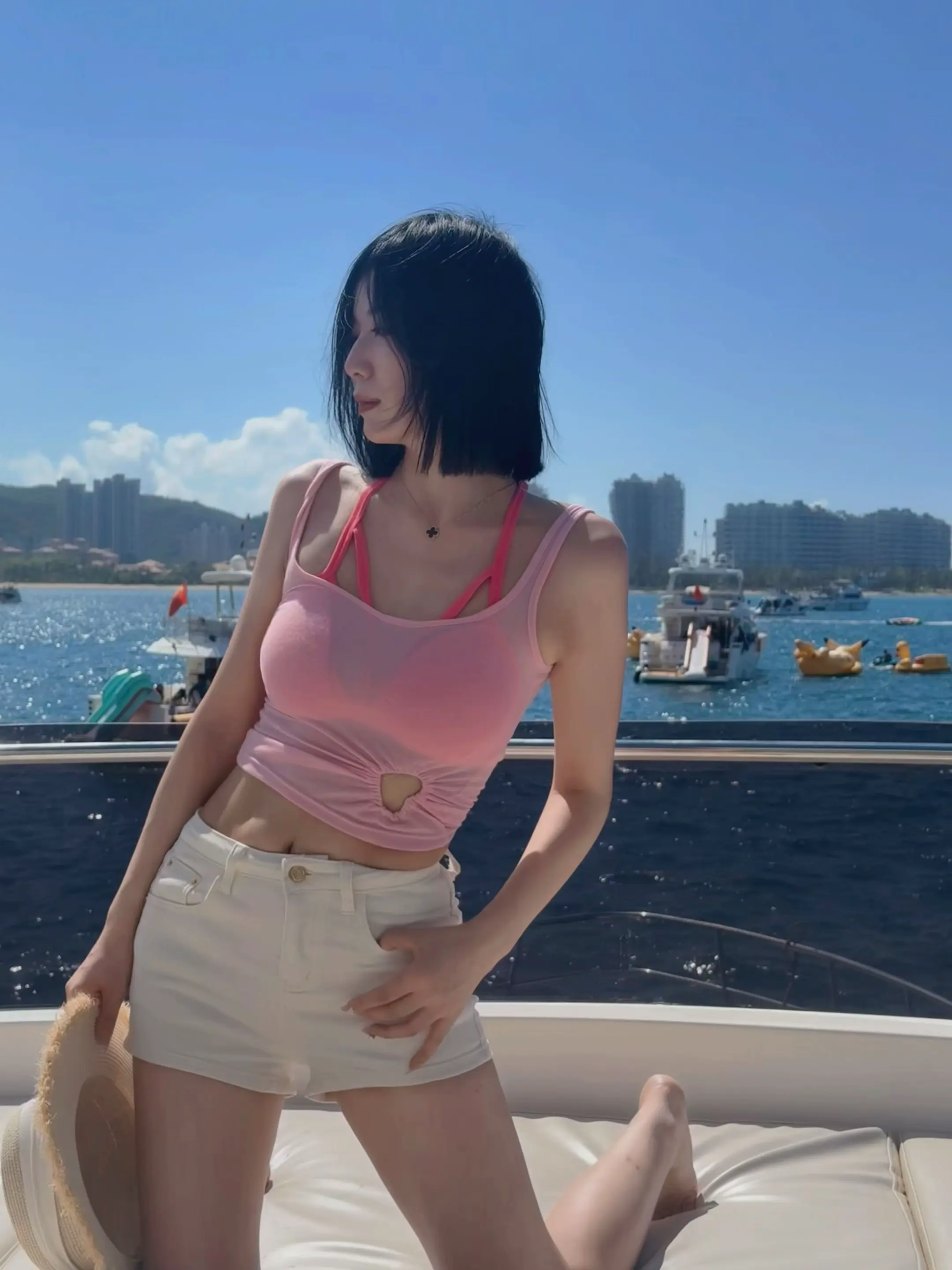 生活可以五颜六色 但不可以乱七八糟～