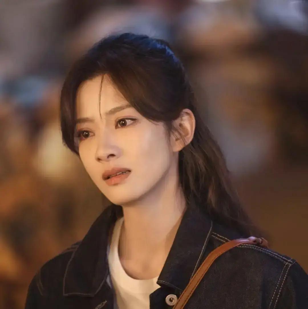 一觉睡醒，
 
是不是全网都知道了。
 
昨晚《四喜》第35集一播出，各大平台评