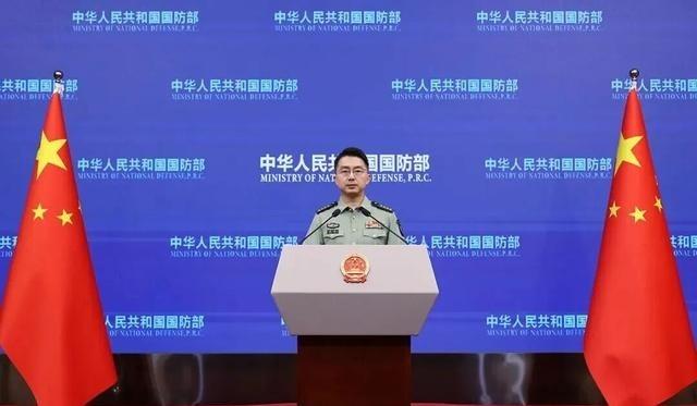 我军主力战舰进入澎湖列岛西南海域！这是令人激动的时刻！据报道，解放军近期组织海空