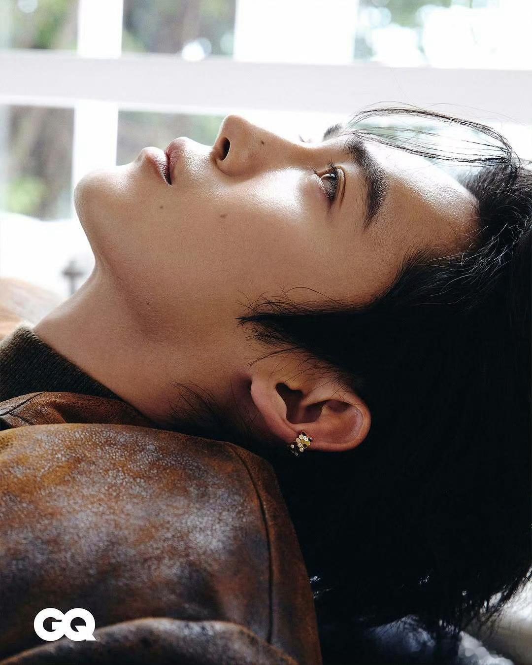 灵动的，迷蒙的，以身外身，做梦中梦