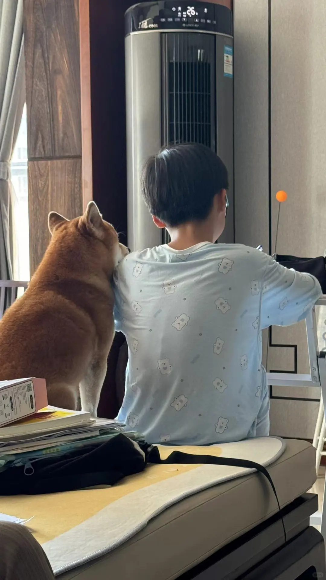 今日柴老师非常的认真教学？！！