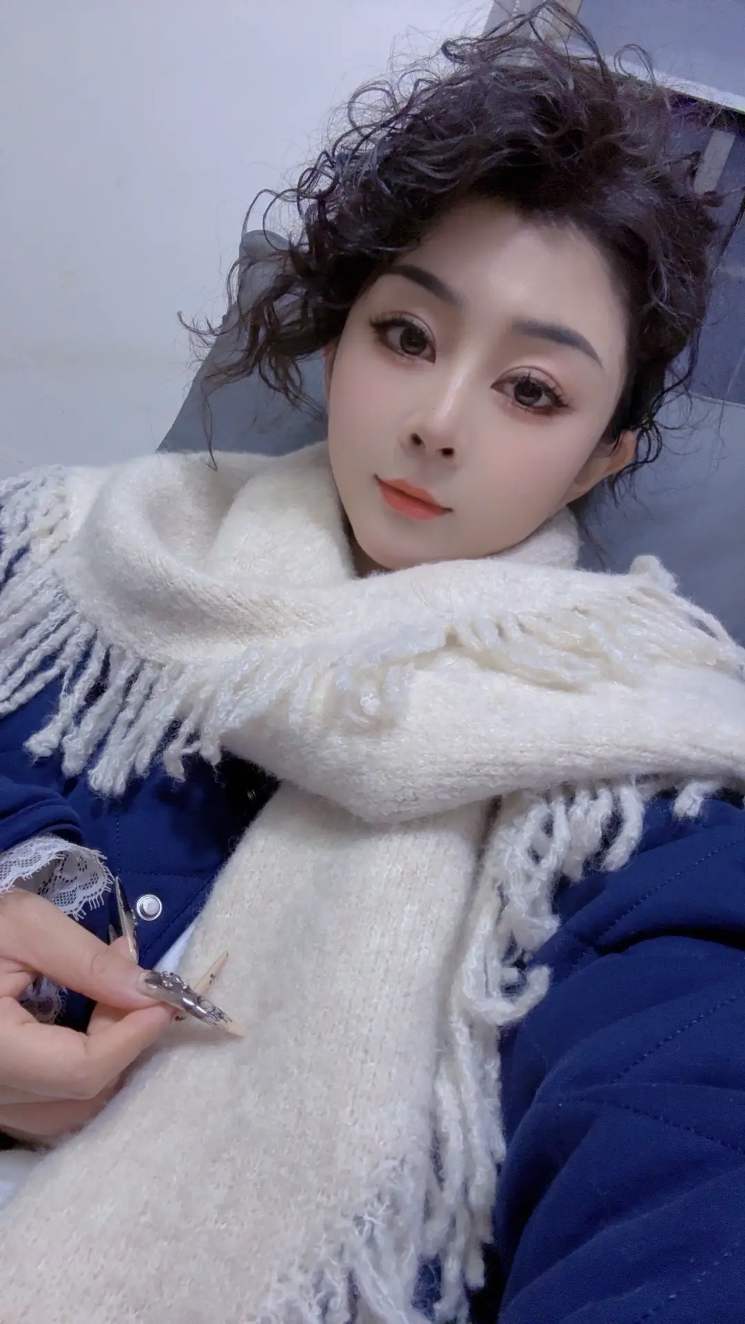 现在的这个世界，给我一种付出真心，           就会遭到报应的感觉…”