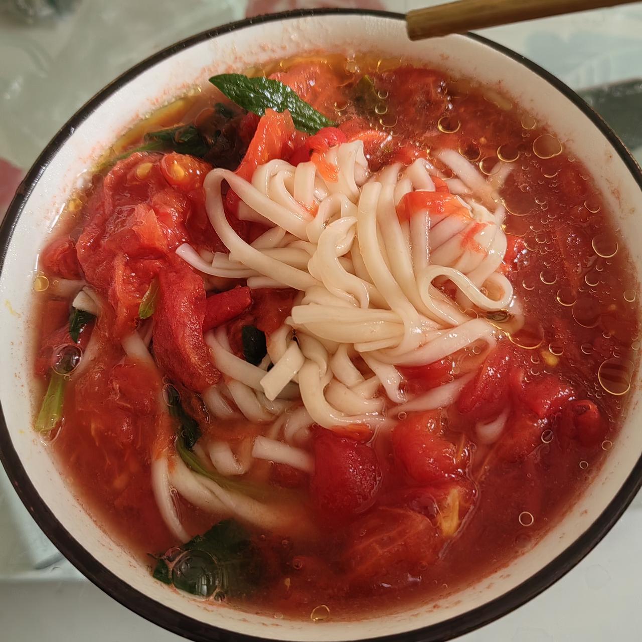 《素食斋》第154天
最近工作有点忙，
经常忘记来签到。
每天素食不间断，
标准