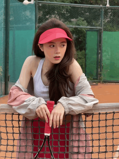 赵今麦的气质还是太稚嫩了，时尚表现力还是差点意思 ​​​