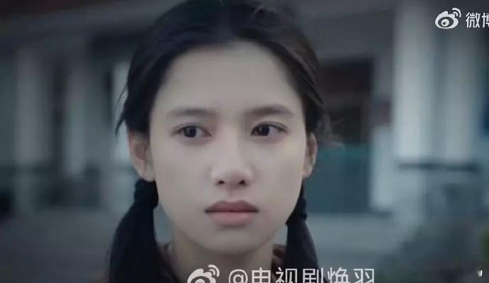 不知道的以为热恋和焕羽同一个导演呢… 白瞎了刘浩存和张婧仪的美貌 ​​​