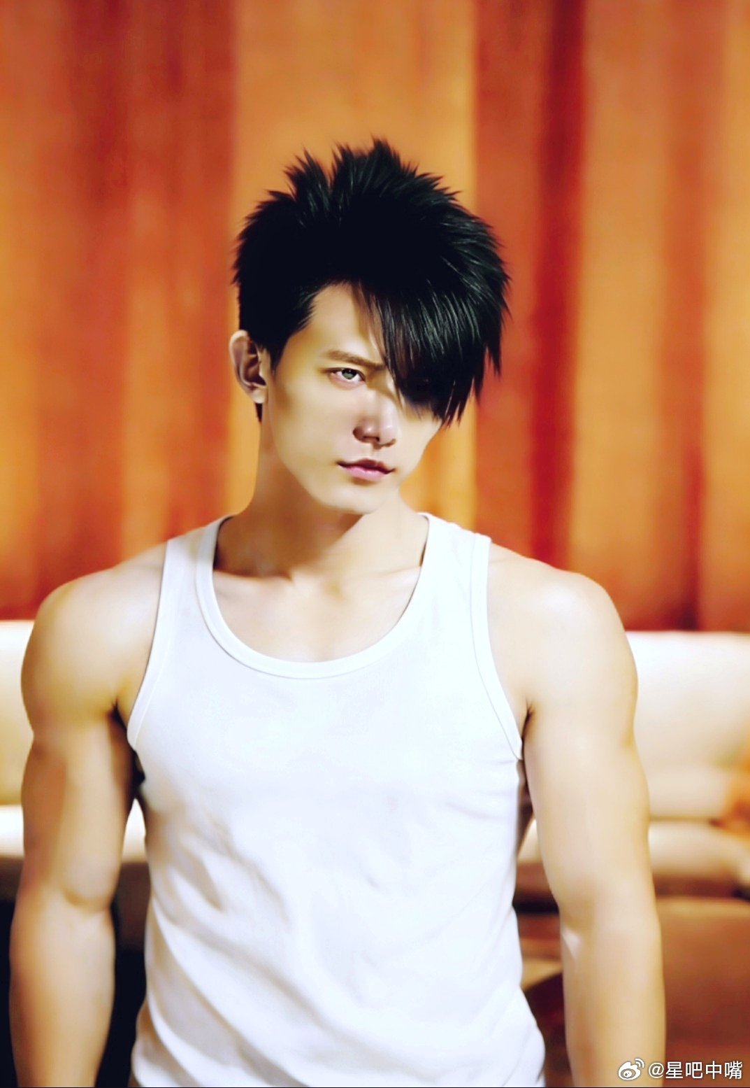 十多年前的邓凯，你们觉得他像年轻时期的吴奇隆 王鹤棣 丁禹兮 林沐然吗，早期这头