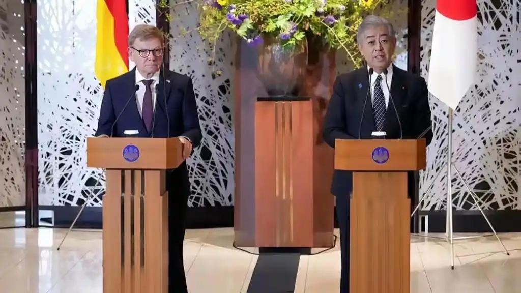 德国外长在日本指责台海、南海现状，疯狂踩中国红线，当天就被中国外交部驳斥！要知道