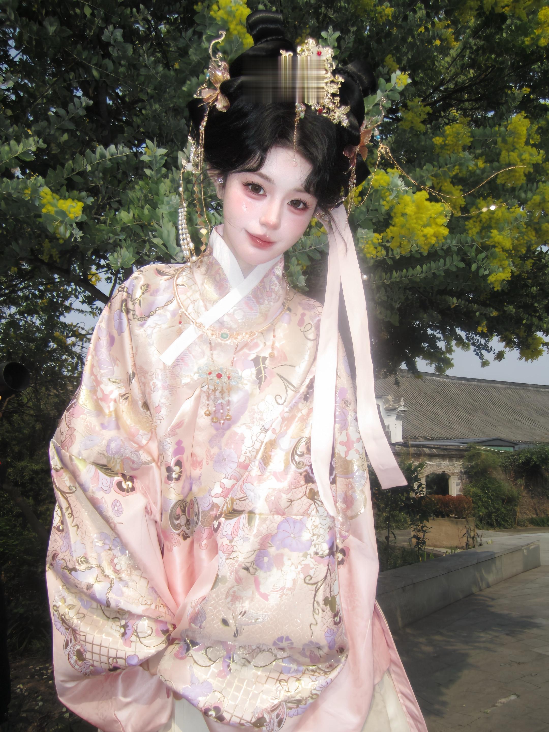 当然要拍一次明制汉服啦～