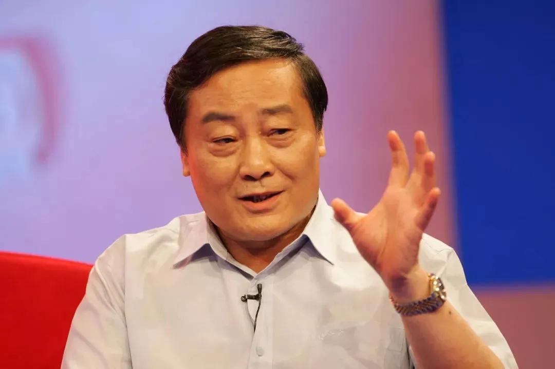 一代商界大佬宗庆后在黄金地段为员工建廉租房，言称一辈子还房贷如何干好工作？

2