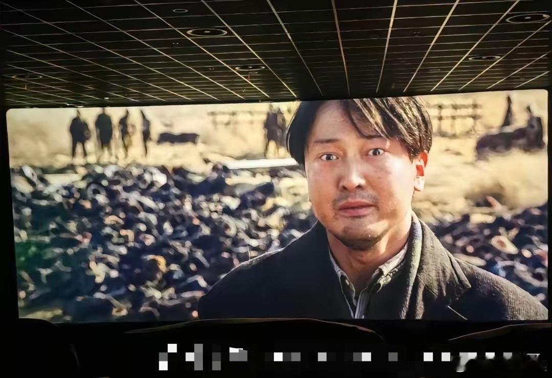 《南京照相馆》真正的结局是：中国是世界上唯一一个，被侵略后从废墟上自己站起来，没