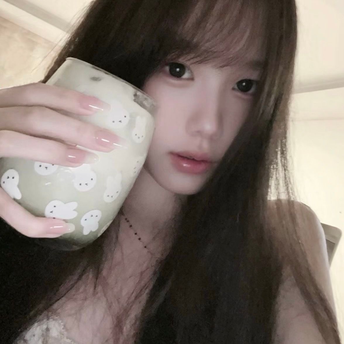 -𝐒𝐇𝐀𝐑𝐄｜𝔀𝓮𝓬𝓱𝓪𝓽 头像背景图搭配 ⸝⸝🐈꙳🥨