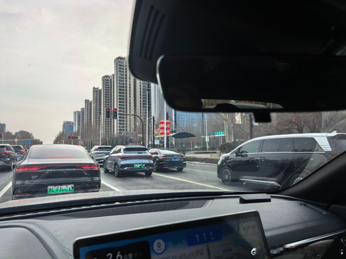 到处都是迪子，看来这两年的积累，迪子车型存量也彻底上来了（D9真多啊） 淄博