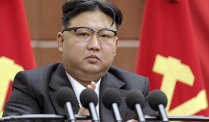 就在刚刚，金正恩披露一个重大进展。

据朝鲜官方媒体刚刚所对外披露的消息，朝鲜领