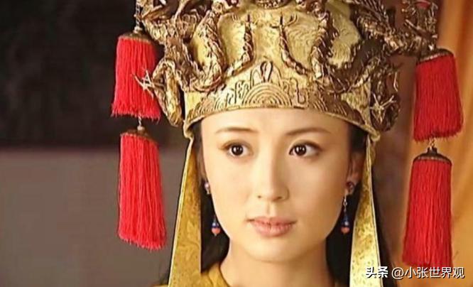 1856年8月，一番云雨后，傅善祥和杨秀清瘫软在床上。过了会儿，傅善祥搂着杨秀清