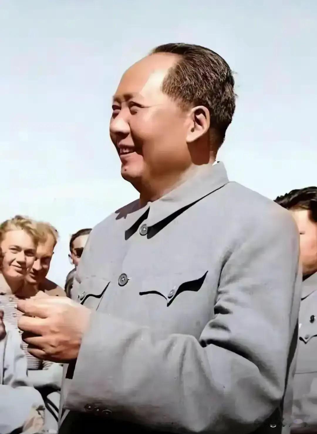 我坚信：
只要中华民族血脉永续，毛主席的名字就永远不会被遗忘，他的思想就永远是照