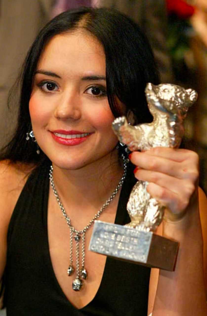 【来自投稿】2004年第54届柏林国际电影节最佳最佳女主角凯特琳娜·桑迪诺·莫雷