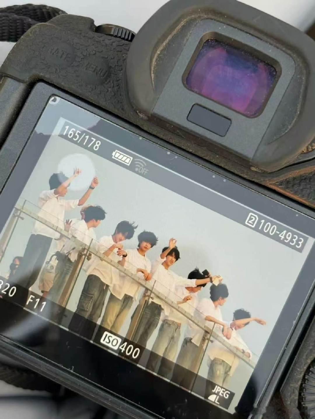 TF四代一起看日落TF四代海边日落群像感 一起这样一往无前是走下去吧~ 