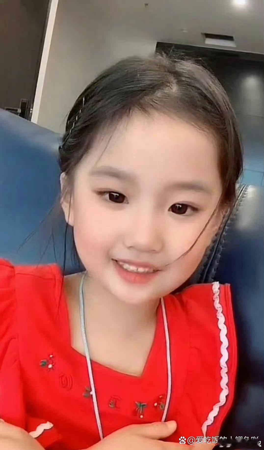 刘亦菲都生不出这么像的小孩，完全可以演她小时候 ​​​