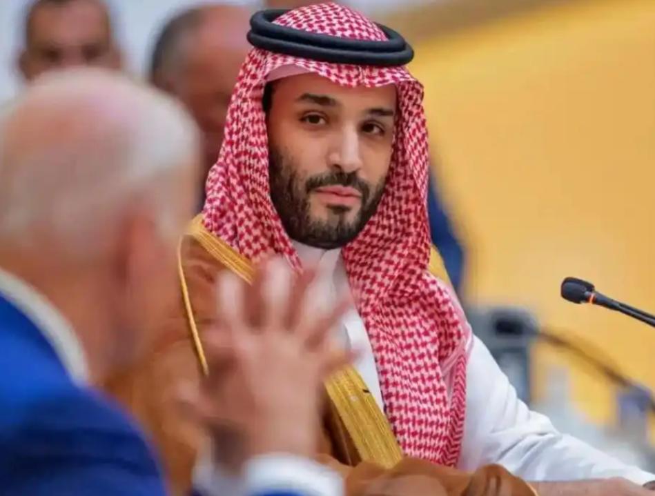 沙特正式向美军开放法赫德空军基地！很多人以为利雅得只是想找个保镖保命。错了！真相