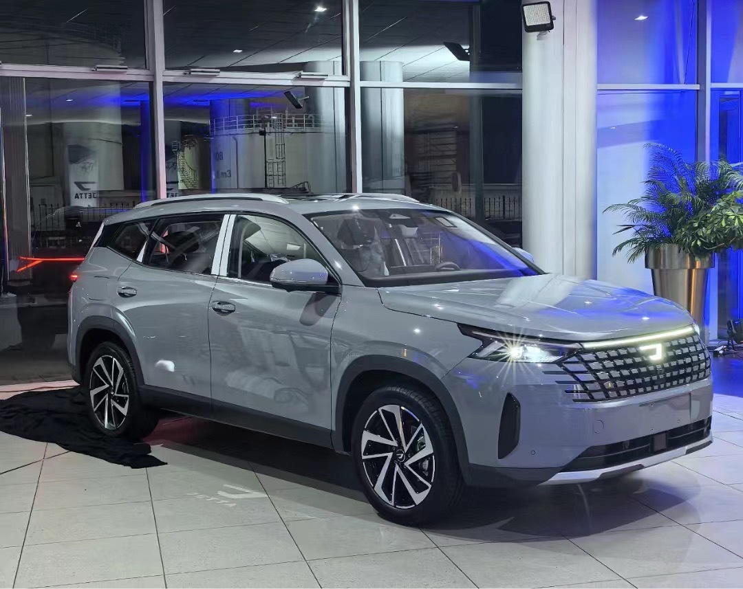 一汽-大众 近日，一汽-大众登陆马达加斯加市场，捷达品牌VS5、VS8两款SUV