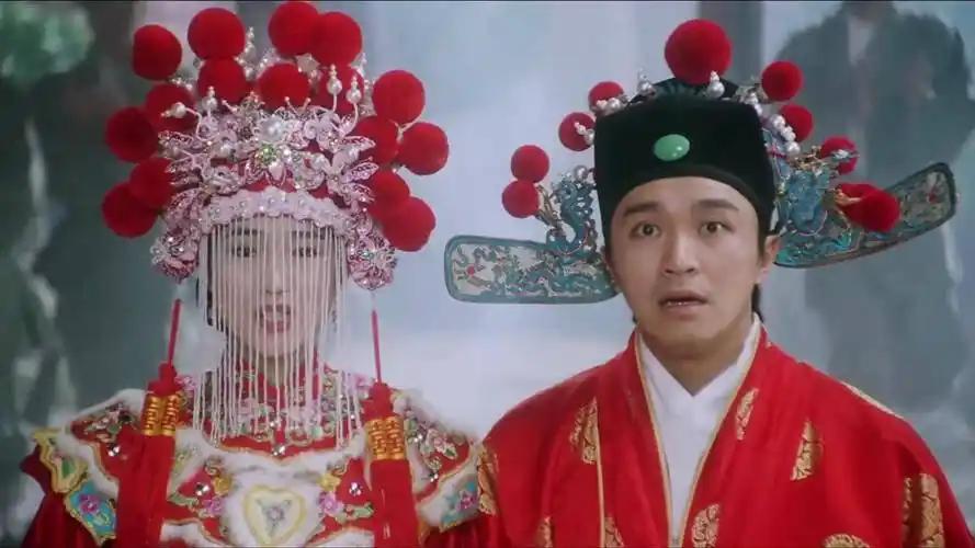 如果我说唐伯虎一辈子连秋香的面都没见过，你信吗？
 
人们印象中的点秋香风流才子