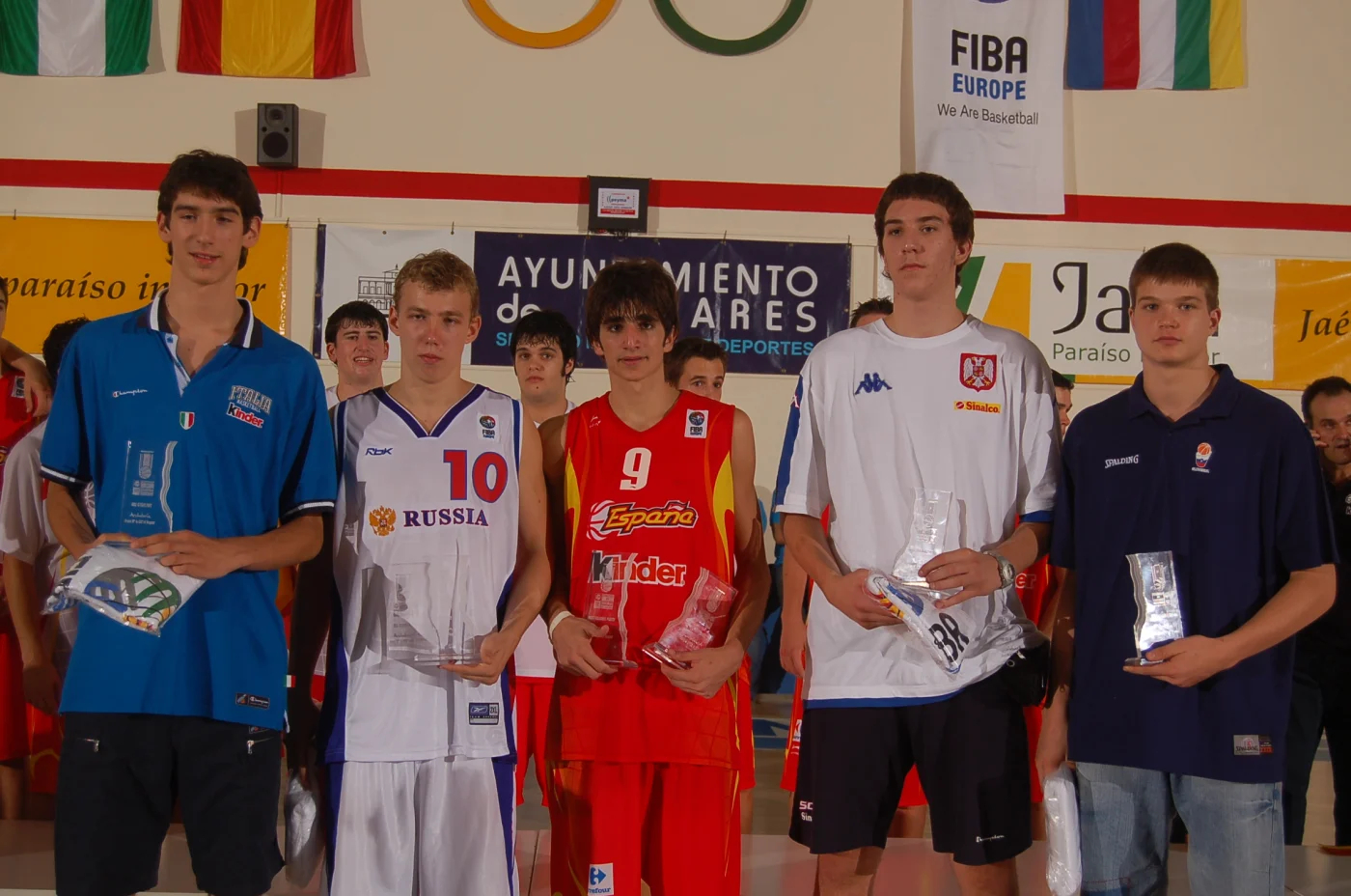 FIBA的一篇回顾，20年前的卢比奥统治了FIBA U16欧锦赛！半决赛砍四双、