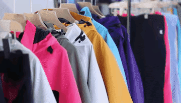 冰雪狂飙万亿风口！哈尔滨爆火背后，东北正在下一盘颠覆认知的“冷资源”大棋！

当