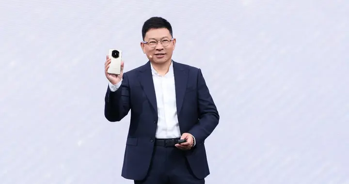 HUAWEI Mate X7正式发布，折叠引领者，巅峰之上再突破