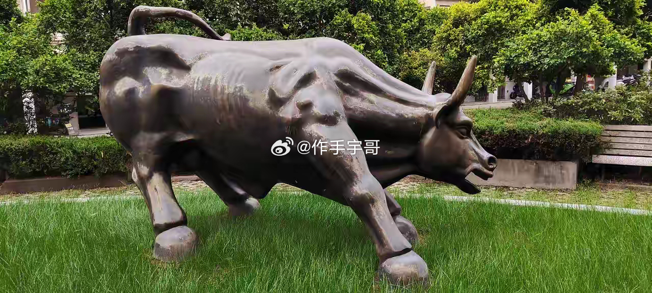满仓就在明天       今天收盘已经七成仓位，由于尾盘的反弹，为明天的继续下探