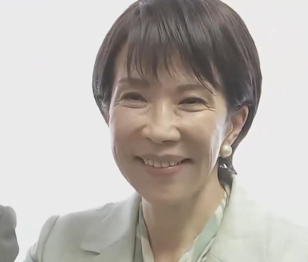 出手太狠，地位不稳，高市早苗凭借实力把各方都得罪了。
不仅如此，谈判失败以后，斋