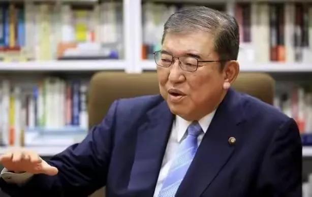 日版“特朗普”石破茂
本月初日本自民党总裁石破茂就任日本首相。
虽然石破茂从政长