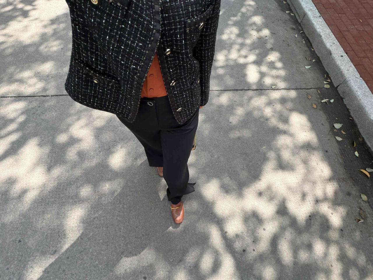践行长期主义的极简生活方式

到了不再盲目乱买衣物的年纪了，在能力范围内选择适合
