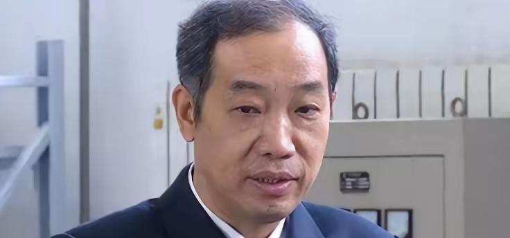 [月亮]马伟明院士又抛出了一个大胆想法，计划在平均海拔4000米的青藏高原，铺设