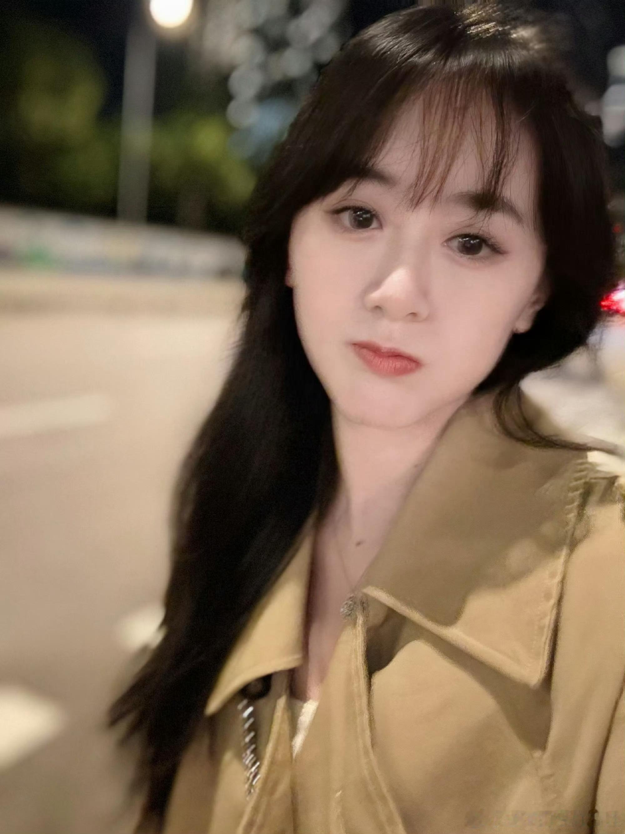 袁冰妍祝卿好yby袁冰妍刘泠镜头的后置记录你的成长历程 镜头反转定格我爱你的瞬间