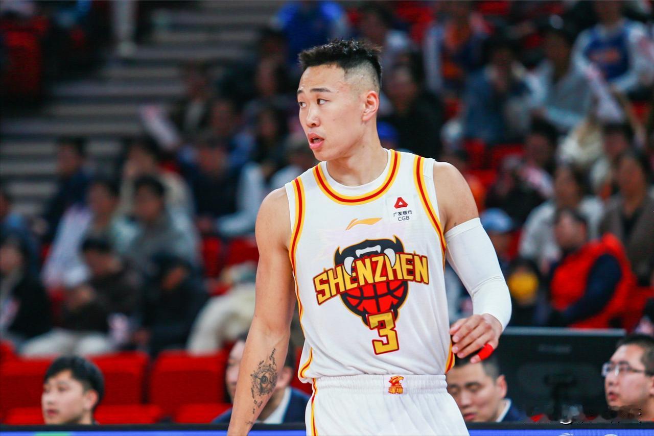指望郭仕强的这支国家队在夏季联赛赢球，看来是不太可能了。

中国男篮今天和掘金夏