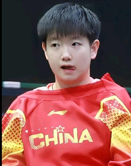 前有奥斯卡影帝甜茶，后有“相声皇后”于谦，都被孙颖莎圈粉了。
近日，于谦在拆中国