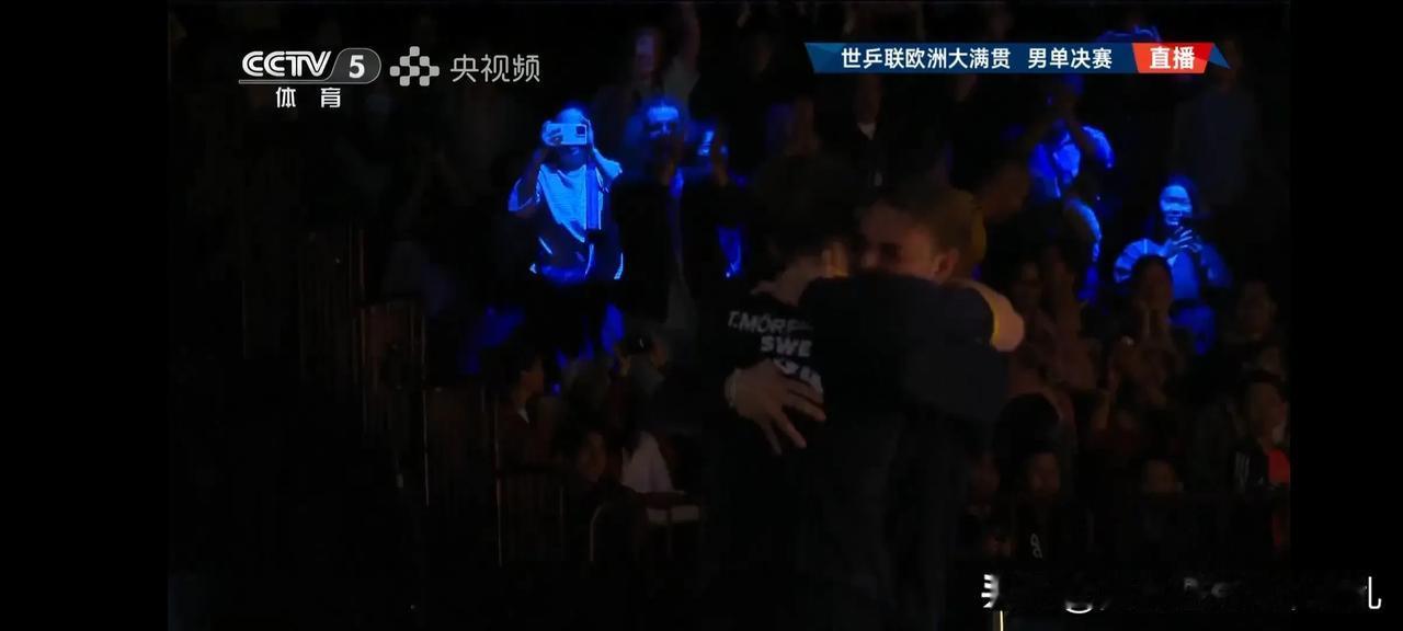 输了你赢了天下又如何，林诗栋痛失冠军！



当大比分打成3:3时，欧洲大满贯冠