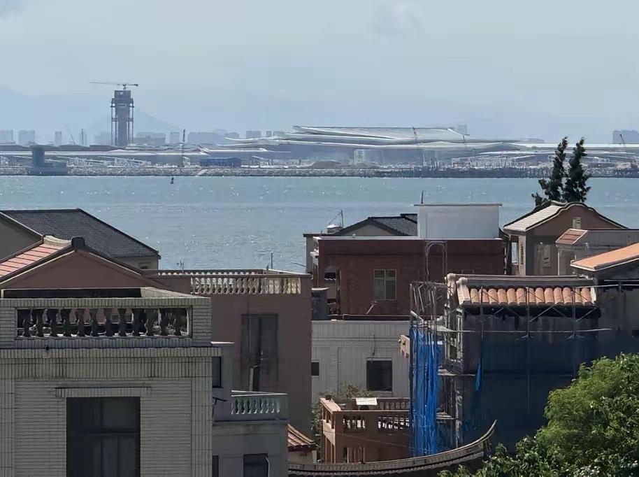 就在刚刚，金门县副县长李文良发表声明，4月12日，国台办宣布“10项惠台措施”，