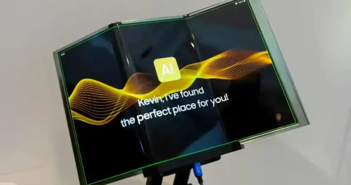 三星三折叠手机再曝：骁龙 8 至尊版加持