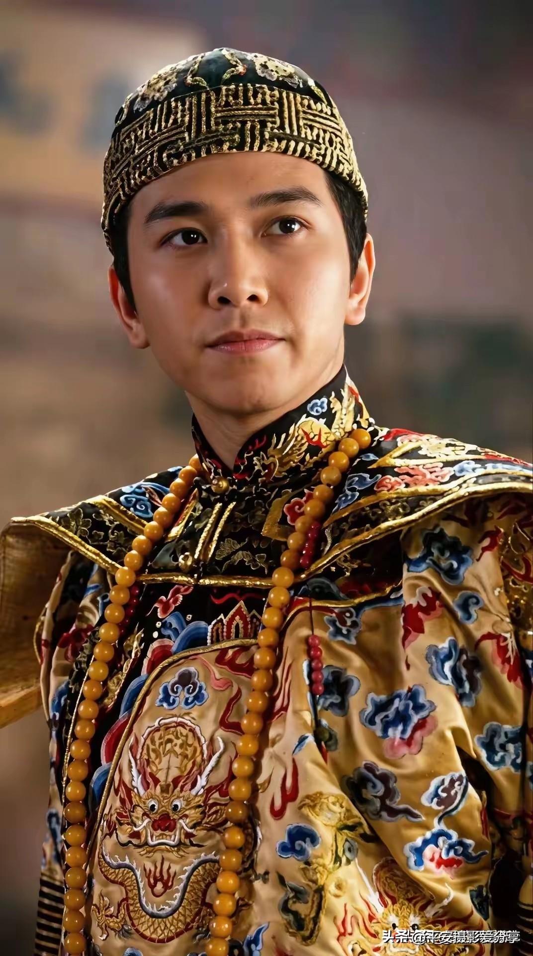 鹿鼎记1鹿鼎记Ⅱ 清朝鳌拜 鹿鼎记修复版 鹿鼎记票房 鹿鼎记康熙 鹿鼎记海报 鹿