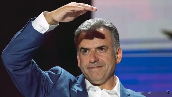 别再尬吹乌拉圭多精明了啊！这国家就南美弹丸之地，170多万平方公里、340来万人