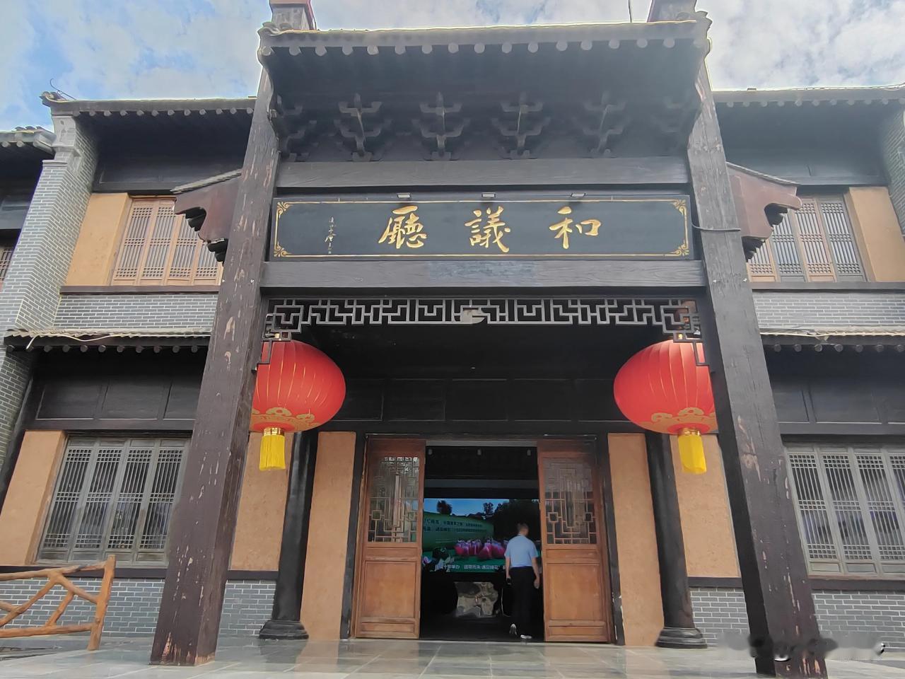 #分享一张你在古镇拍的照片#
       陕西省丹凤县棣花古镇，历史悠久，文化