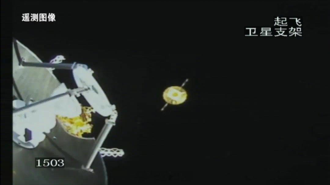 【官宣：鹊桥二号地月中继星任务圆满成功】据悉，鹊桥二号中继星已完成在轨对通测试。