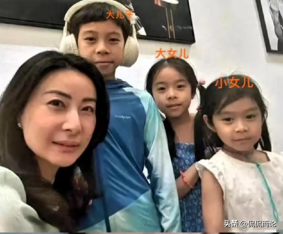 发现一个规律，嫁入豪门的女子都是多生子的，郭晶晶嫁入霍家生了三个孩子，奚梦瑶嫁入
