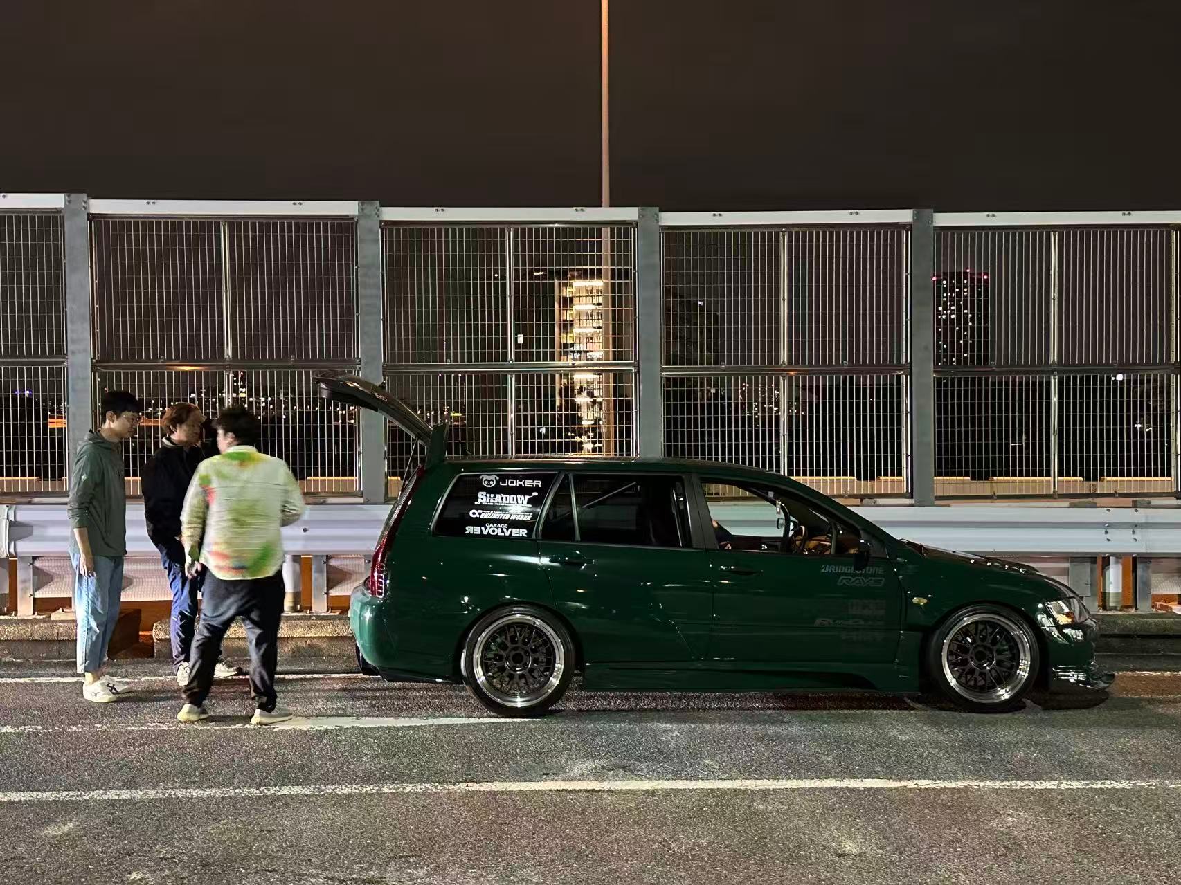 一日本人威胁要杀中国外交人员【中方要求日方立即彻查严惩】自称日本自卫队人员闯入中