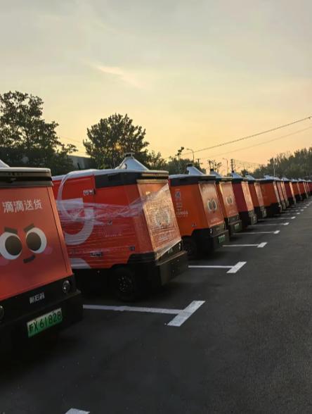 无人驾驶如果全面铺开，外卖和快递会不会被自动送货车取代？
其实这在业内基本上属于