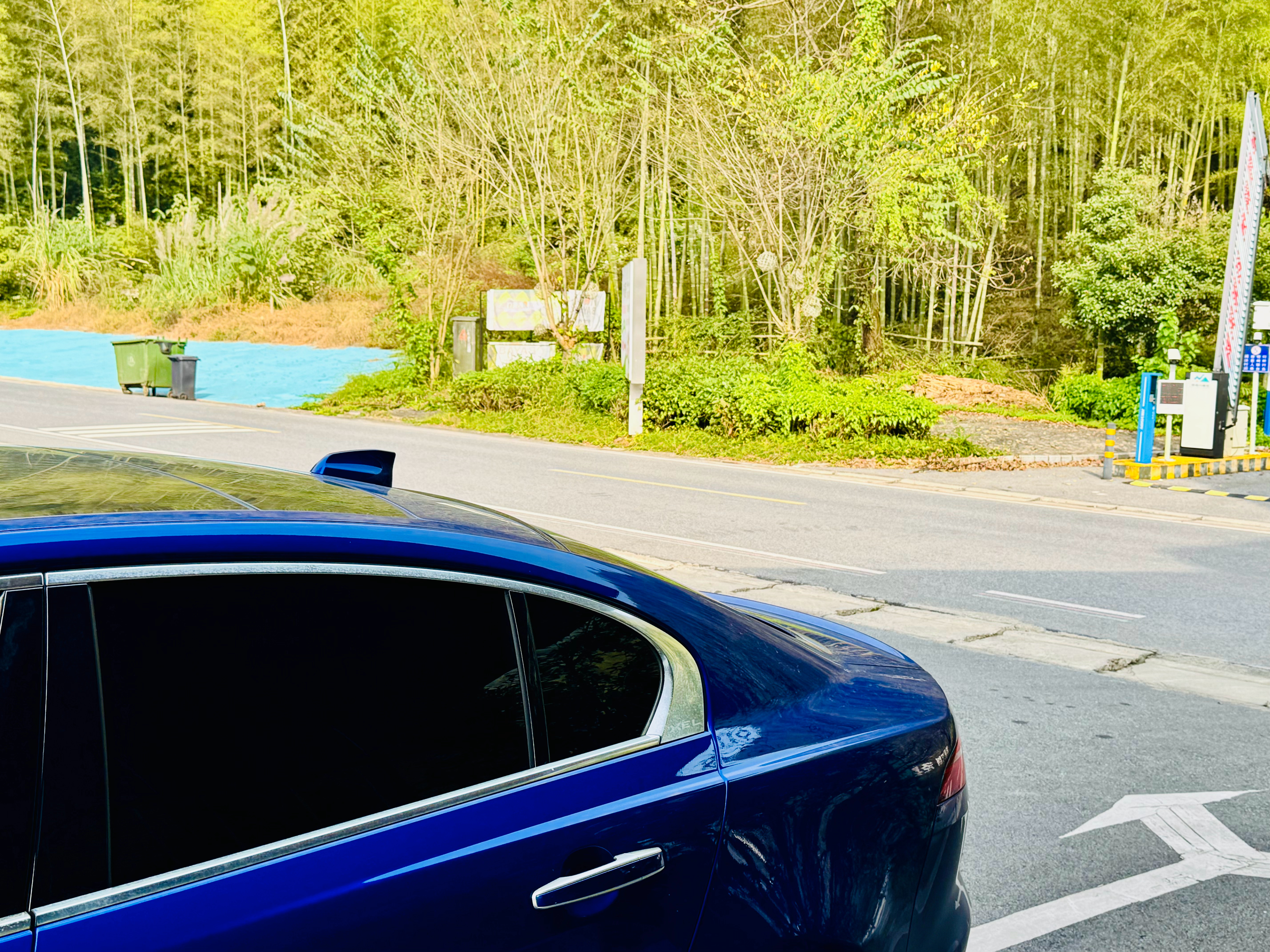 强烈推荐大家来这里跑山，真的感觉太棒了！坡度大、急弯多！长下坡、大上坡……乐趣真